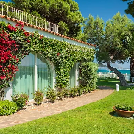 The Pelican & - Adults Only 4*