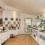 The Pelican & - Adults Only 4*