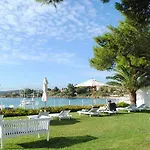 The Pelican & - Adults Only 4*