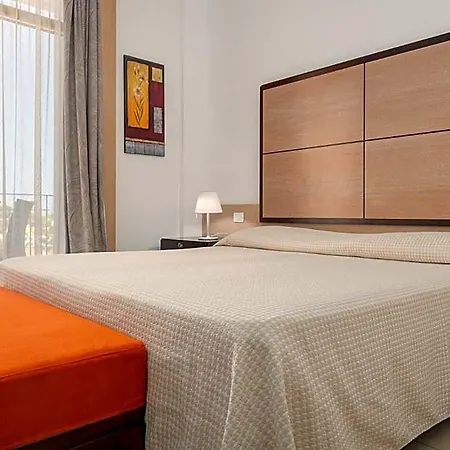 The Pelican & - Adults Only Otel 4*